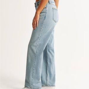 Abercrombie Curve Love Low Rise Baggy Jean